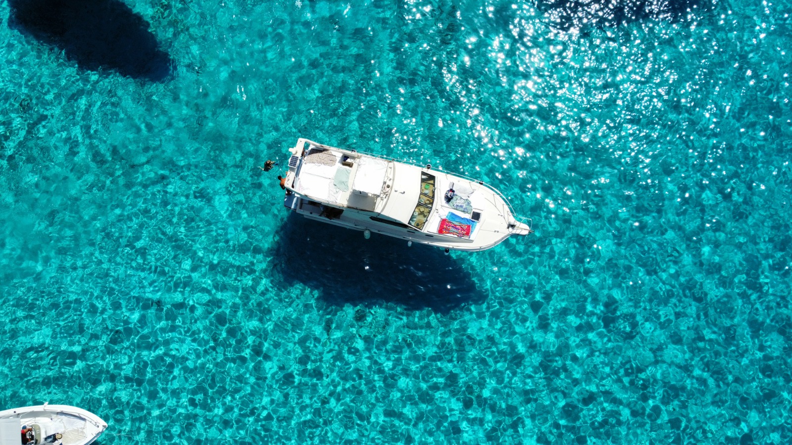 Caletta di Lampedusa vista dall'alto
